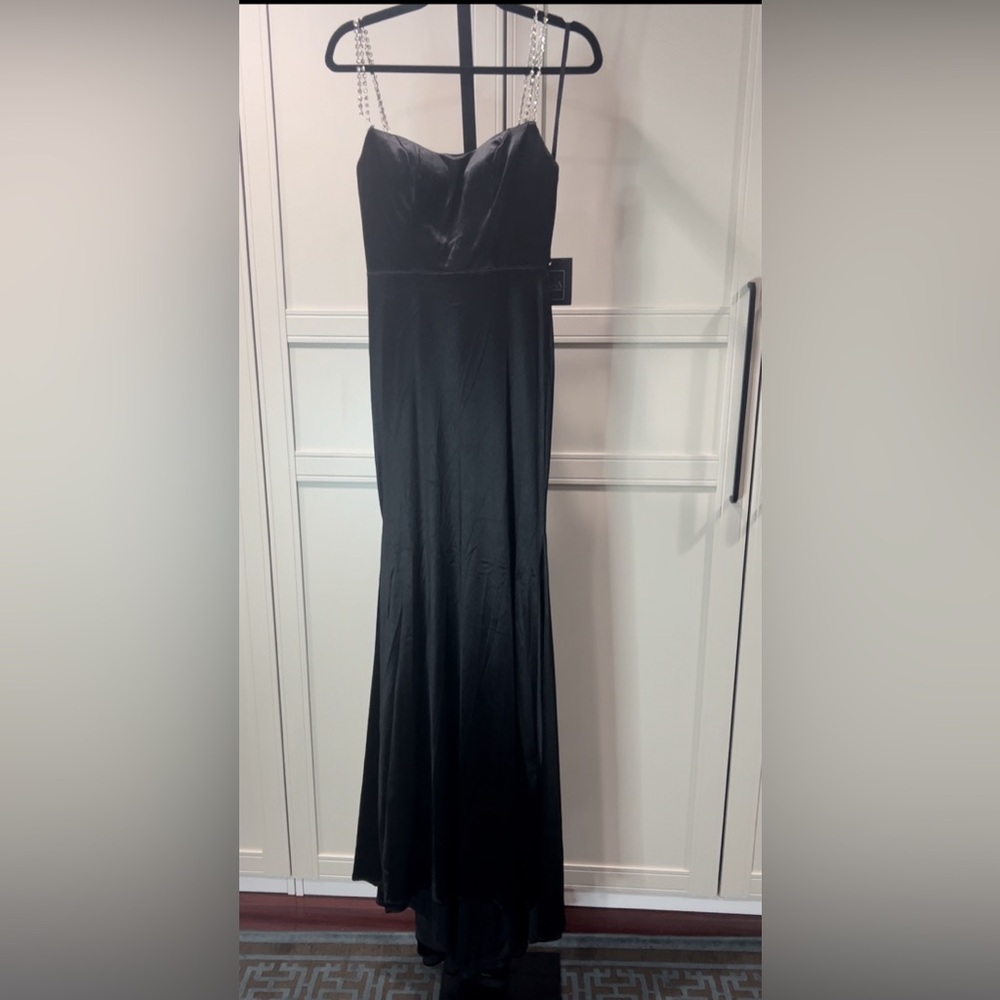 NWT- flawed Mac Duggal gown - Picture 4 of 6